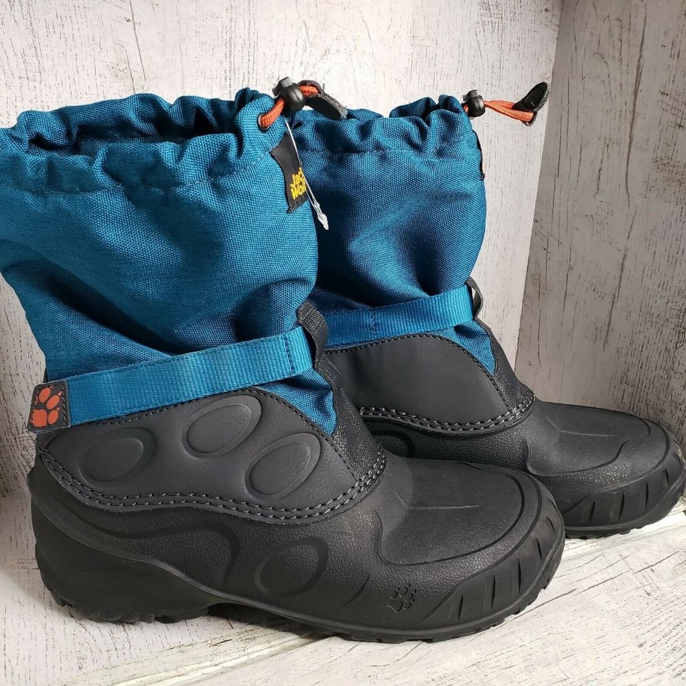 Jack Wolfskin Island High US size 6 snow boots